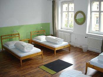 Hostel Studio * The Hague