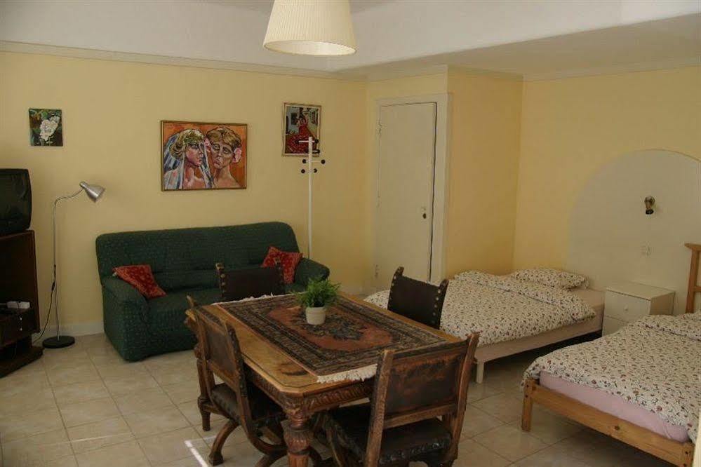 Hostel Studio Hostel